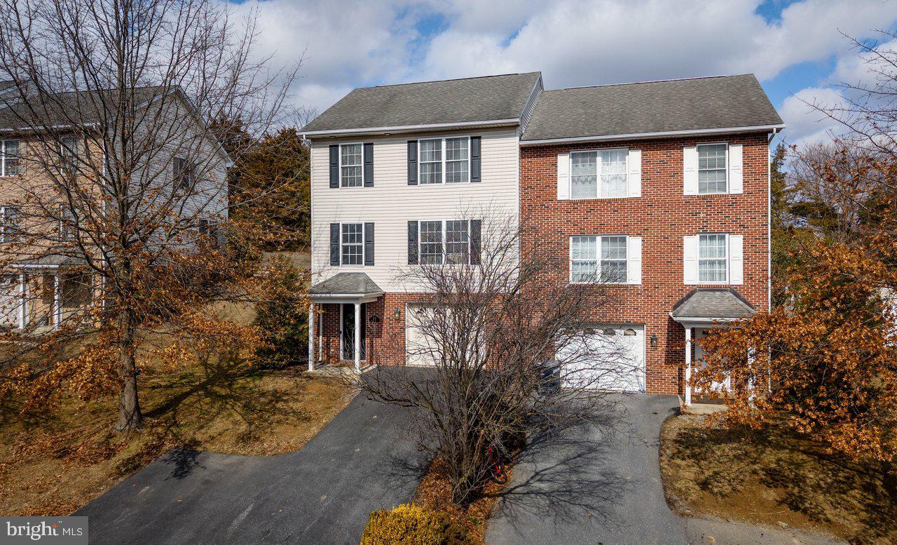 573 POINTE DR, HARRISONBURG, Virginia 22801, 3 Bedrooms Bedrooms, ,2 BathroomsBathrooms,Residential,For sale,573 POINTE DR,VAHC2000566 MLS # VAHC2000566