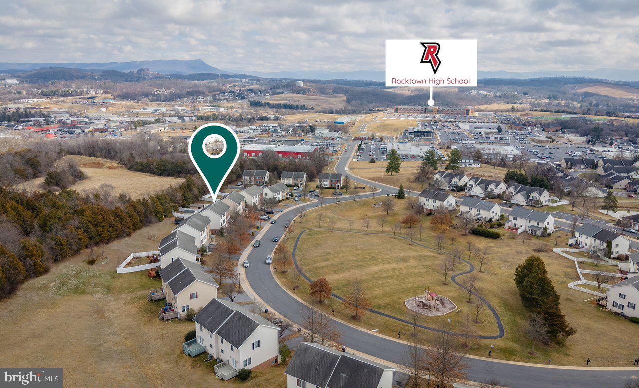 573 POINTE DR, HARRISONBURG, Virginia 22801, 3 Bedrooms Bedrooms, ,2 BathroomsBathrooms,Residential,For sale,573 POINTE DR,VAHC2000566 MLS # VAHC2000566