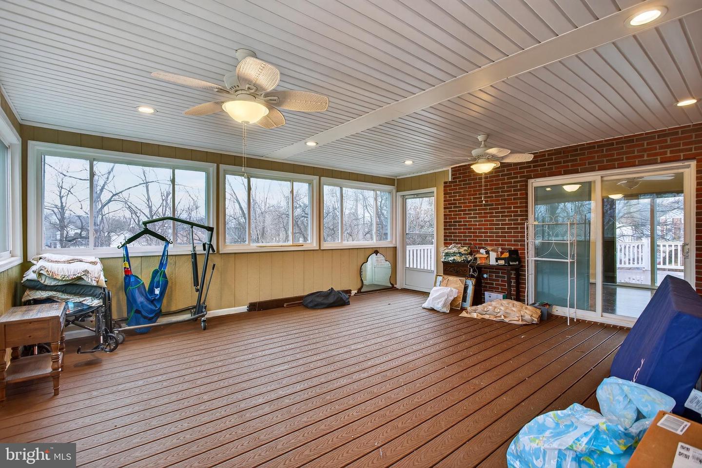 1116 SUMMIT AVE, FRONT ROYAL, Virginia 22630, 4 Bedrooms Bedrooms, ,2 BathroomsBathrooms,Residential,For sale,1116 SUMMIT AVE,VAWR2013544 MLS # VAWR2013544