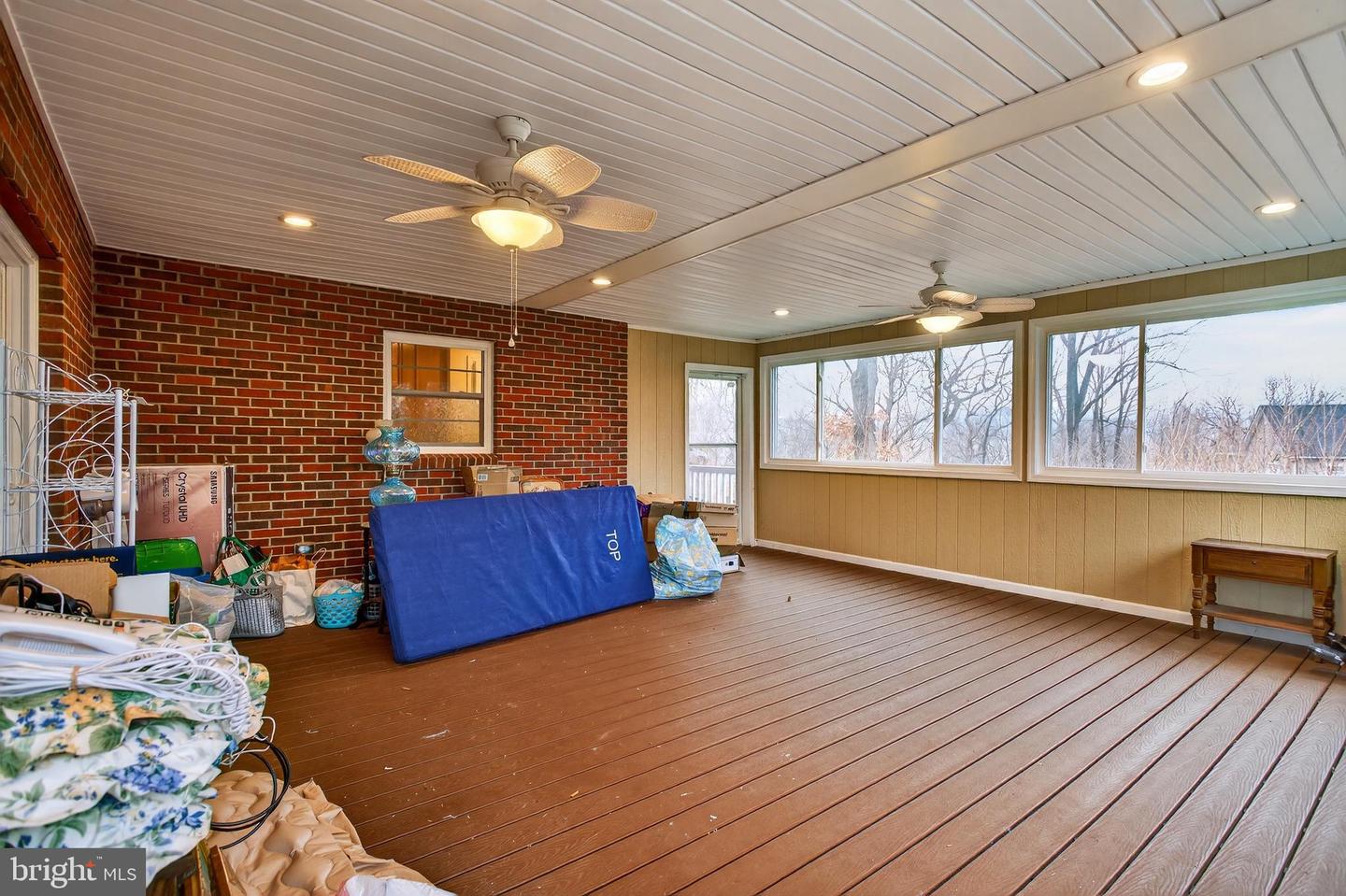 1116 SUMMIT AVE, FRONT ROYAL, Virginia 22630, 4 Bedrooms Bedrooms, ,2 BathroomsBathrooms,Residential,For sale,1116 SUMMIT AVE,VAWR2013544 MLS # VAWR2013544