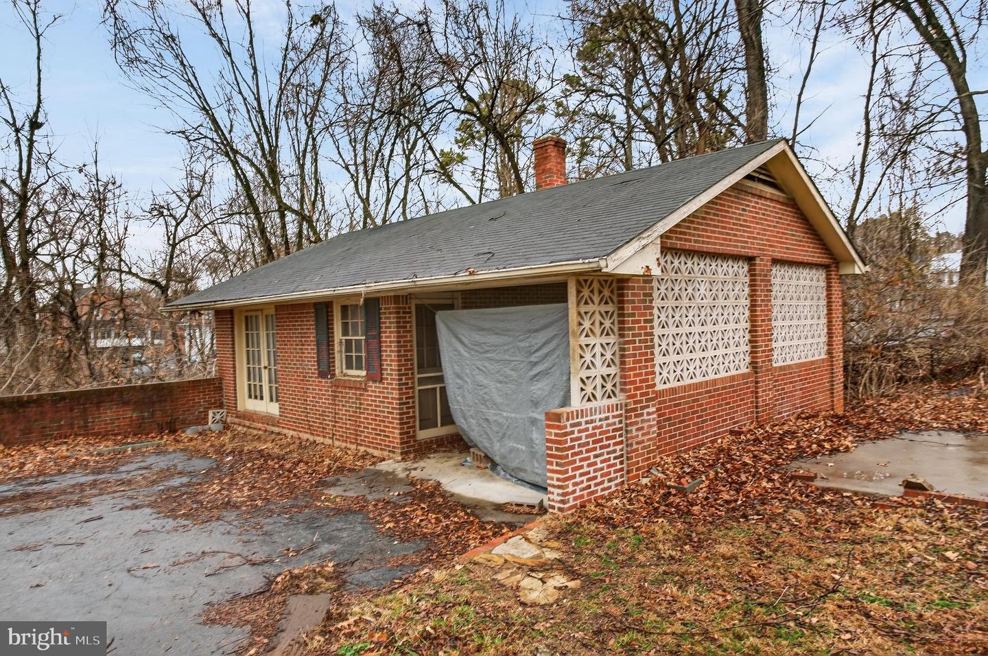 1116 SUMMIT AVE, FRONT ROYAL, Virginia 22630, 4 Bedrooms Bedrooms, ,2 BathroomsBathrooms,Residential,For sale,1116 SUMMIT AVE,VAWR2013544 MLS # VAWR2013544