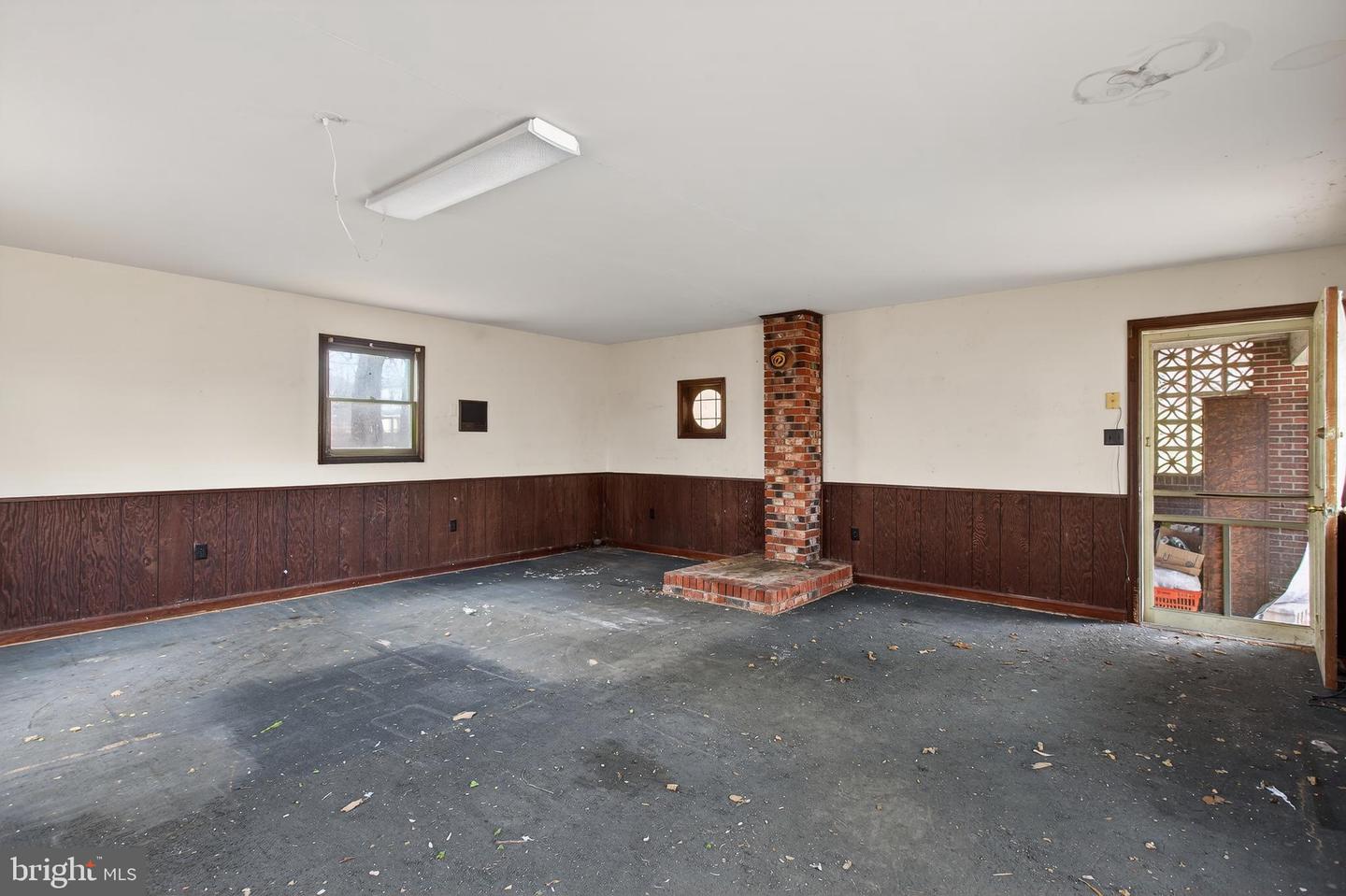 1116 SUMMIT AVE, FRONT ROYAL, Virginia 22630, 4 Bedrooms Bedrooms, ,2 BathroomsBathrooms,Residential,For sale,1116 SUMMIT AVE,VAWR2013544 MLS # VAWR2013544