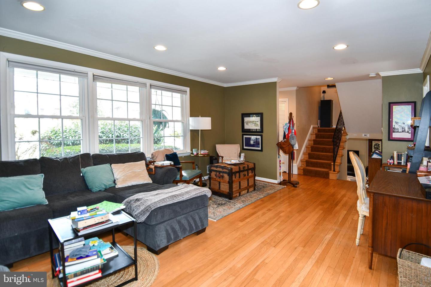 823 NEAL DR, ALEXANDRIA, Virginia 22308, 4 Bedrooms Bedrooms, ,2 BathroomsBathrooms,Residential,For sale,823 NEAL DR,VAFX2293434 MLS # VAFX2293434