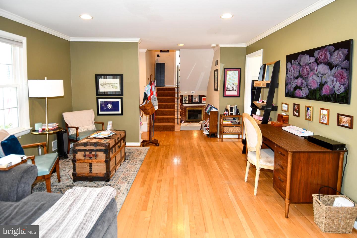 823 NEAL DR, ALEXANDRIA, Virginia 22308, 4 Bedrooms Bedrooms, ,2 BathroomsBathrooms,Residential,For sale,823 NEAL DR,VAFX2293434 MLS # VAFX2293434