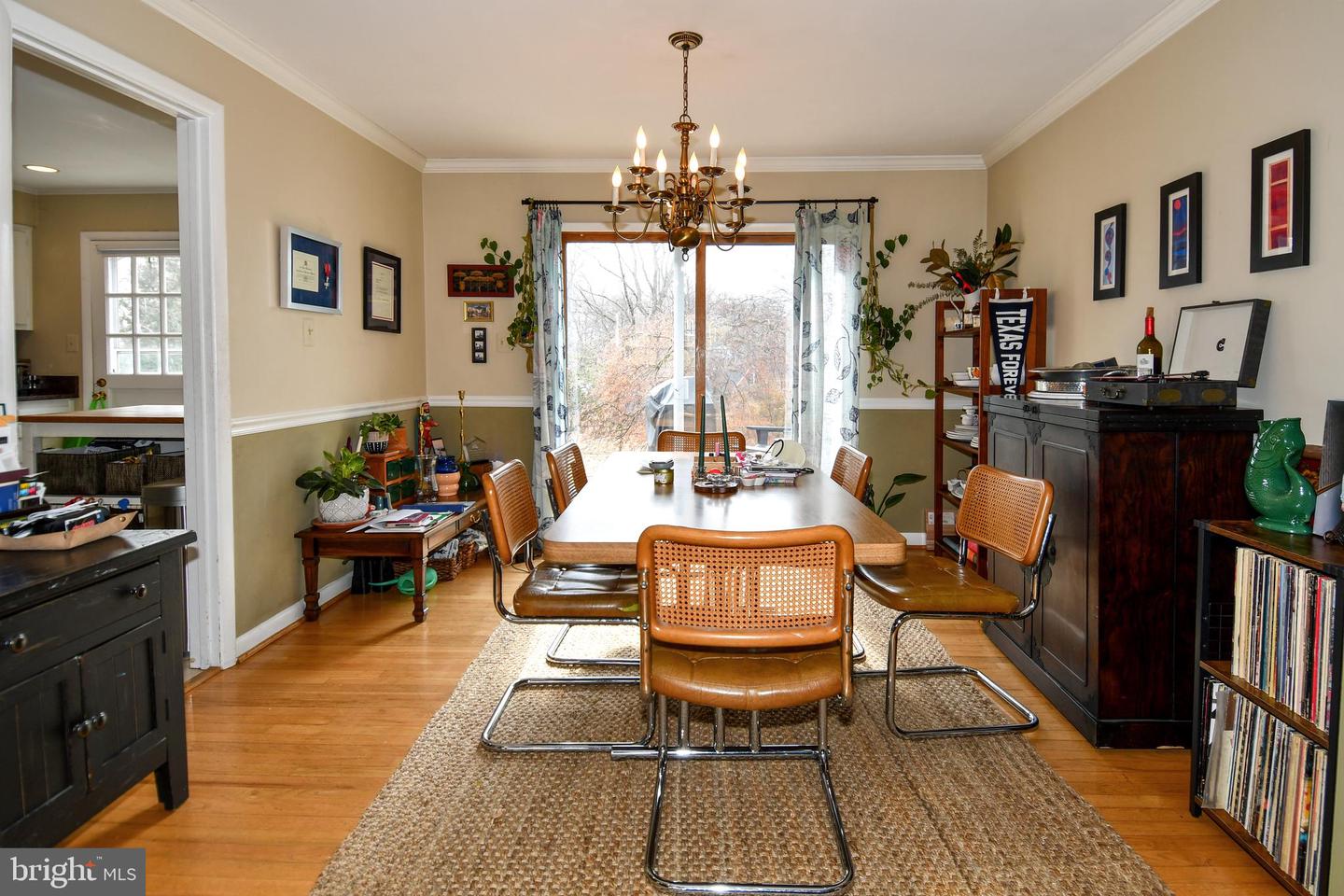 823 NEAL DR, ALEXANDRIA, Virginia 22308, 4 Bedrooms Bedrooms, ,2 BathroomsBathrooms,Residential,For sale,823 NEAL DR,VAFX2293434 MLS # VAFX2293434