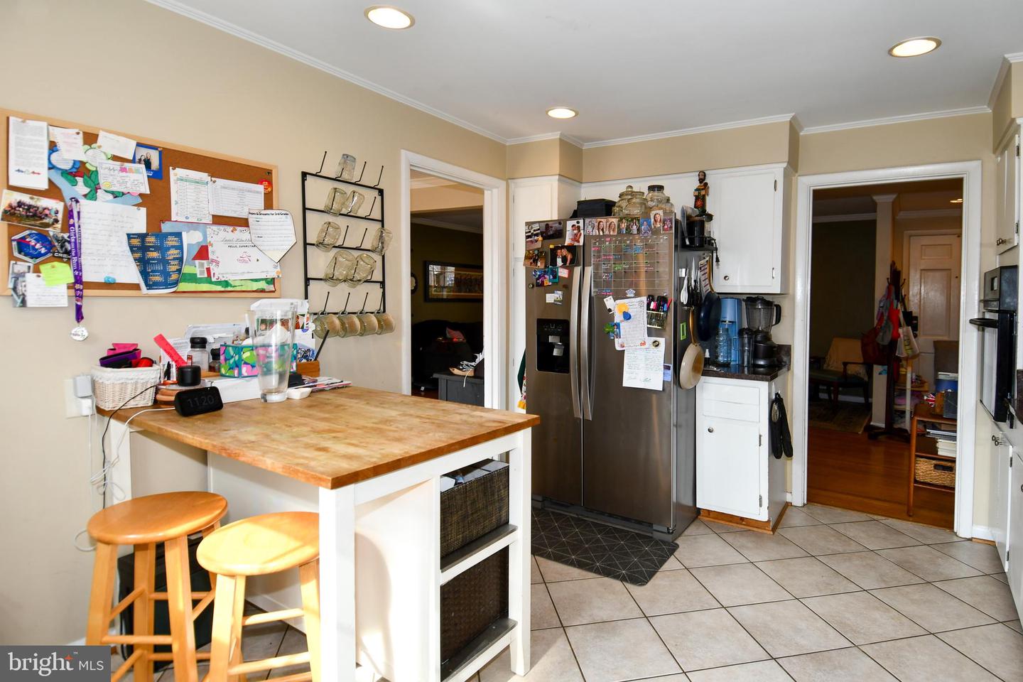 823 NEAL DR, ALEXANDRIA, Virginia 22308, 4 Bedrooms Bedrooms, ,2 BathroomsBathrooms,Residential,For sale,823 NEAL DR,VAFX2293434 MLS # VAFX2293434