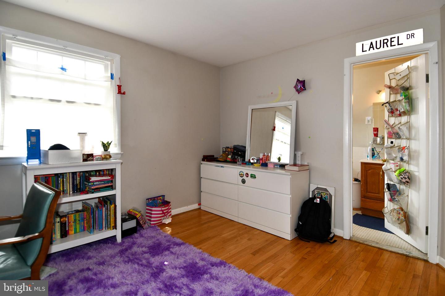 823 NEAL DR, ALEXANDRIA, Virginia 22308, 4 Bedrooms Bedrooms, ,2 BathroomsBathrooms,Residential,For sale,823 NEAL DR,VAFX2293434 MLS # VAFX2293434