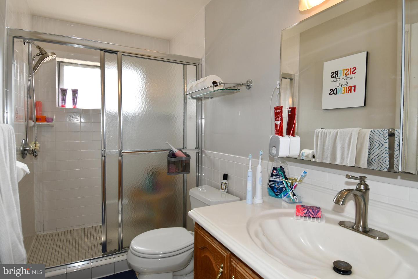 823 NEAL DR, ALEXANDRIA, Virginia 22308, 4 Bedrooms Bedrooms, ,2 BathroomsBathrooms,Residential,For sale,823 NEAL DR,VAFX2293434 MLS # VAFX2293434