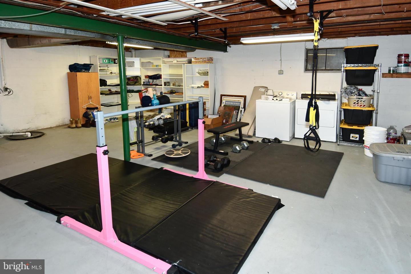 823 NEAL DR, ALEXANDRIA, Virginia 22308, 4 Bedrooms Bedrooms, ,2 BathroomsBathrooms,Residential,For sale,823 NEAL DR,VAFX2293434 MLS # VAFX2293434