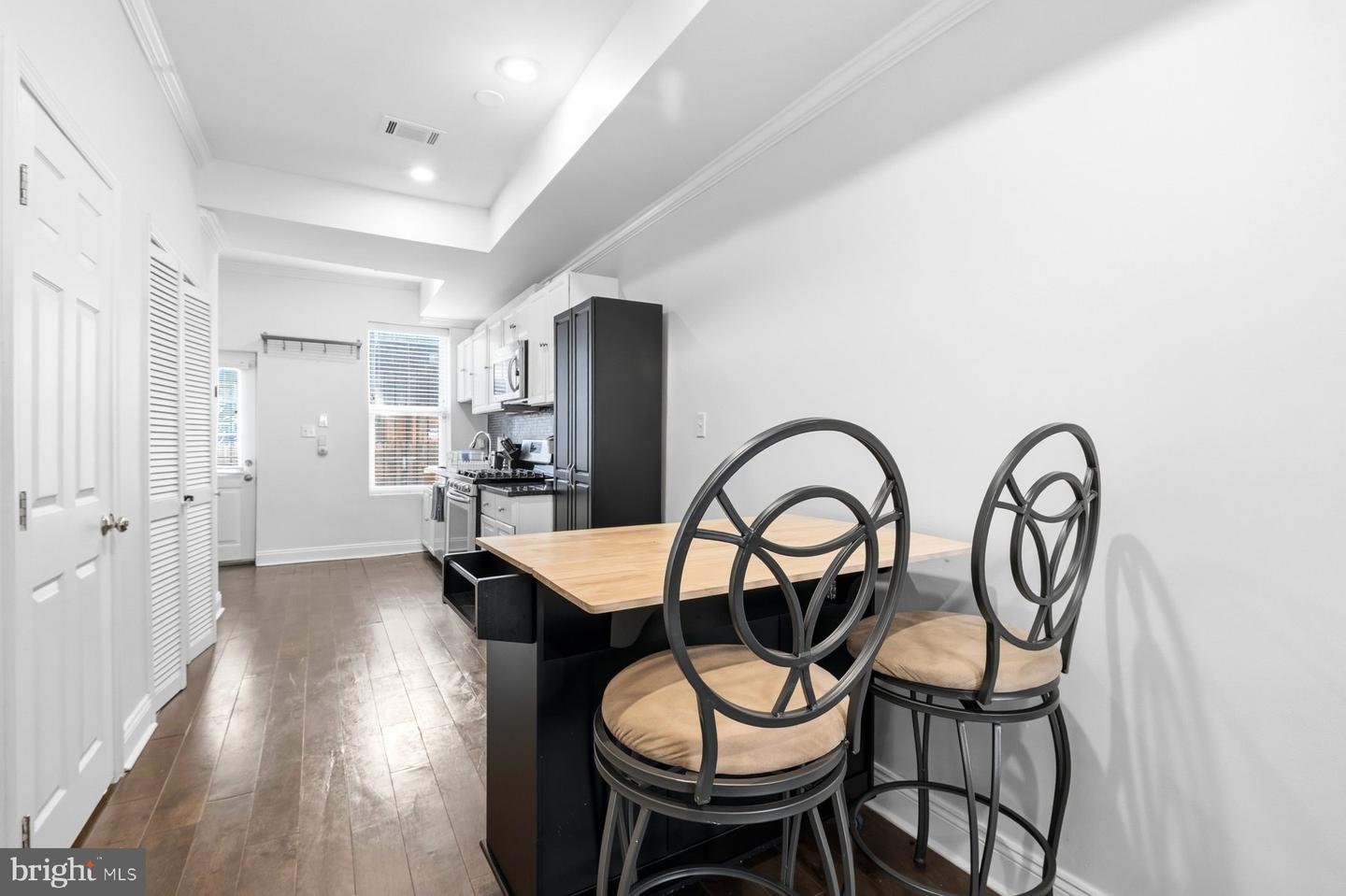 1221 WYLIE ST NE, WASHINGTON, District Of Columbia 20002, 2 Bedrooms Bedrooms, ,1 BathroomBathrooms,Residential,For sale,1221 WYLIE ST NE,DCDC2248400 MLS # DCDC2248400