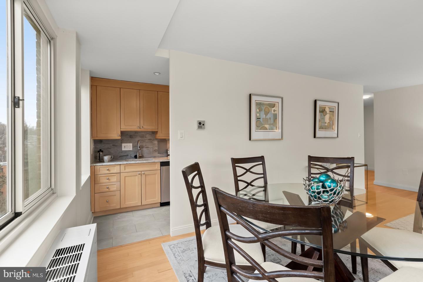 4000 TUNLAW RD NW #1007, WASHINGTON, District Of Columbia 20007, 2 Bedrooms Bedrooms, ,2 BathroomsBathrooms,Residential,For sale,4000 TUNLAW RD NW #1007,DCDC2248492 MLS # DCDC2248492