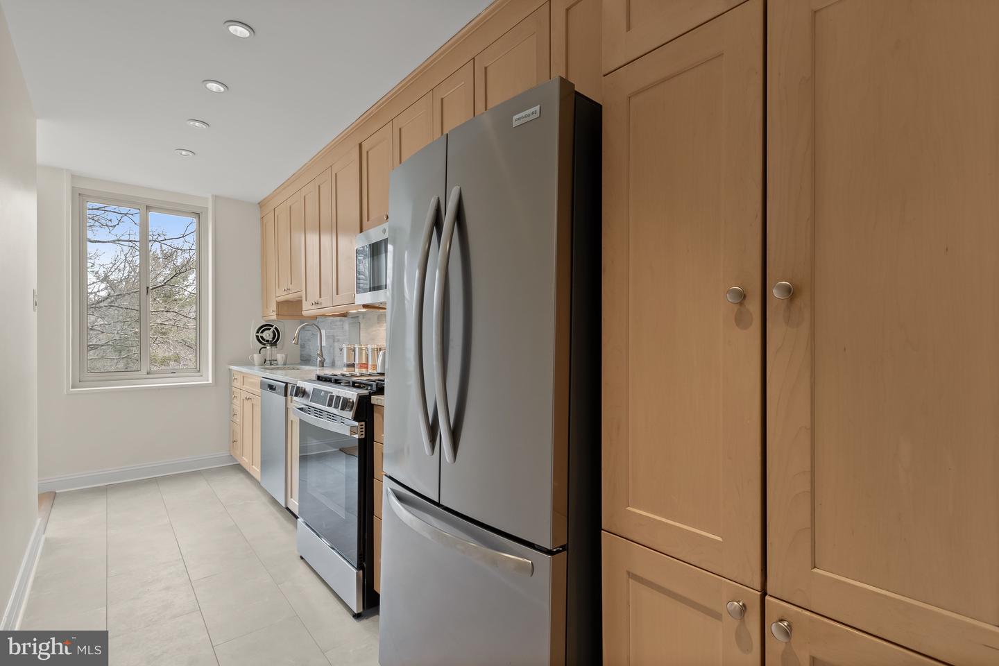 4000 TUNLAW RD NW #1007, WASHINGTON, District Of Columbia 20007, 2 Bedrooms Bedrooms, ,2 BathroomsBathrooms,Residential,For sale,4000 TUNLAW RD NW #1007,DCDC2248492 MLS # DCDC2248492