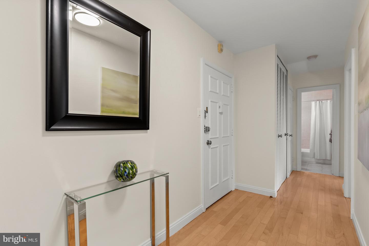 4000 TUNLAW RD NW #1007, WASHINGTON, District Of Columbia 20007, 2 Bedrooms Bedrooms, ,2 BathroomsBathrooms,Residential,For sale,4000 TUNLAW RD NW #1007,DCDC2248492 MLS # DCDC2248492