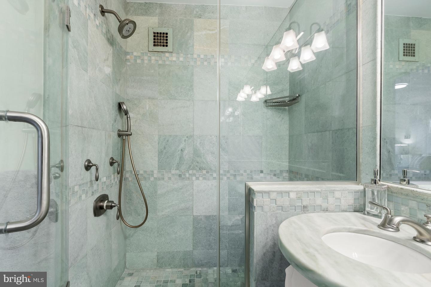 4000 TUNLAW RD NW #1007, WASHINGTON, District Of Columbia 20007, 2 Bedrooms Bedrooms, ,2 BathroomsBathrooms,Residential,For sale,4000 TUNLAW RD NW #1007,DCDC2248492 MLS # DCDC2248492