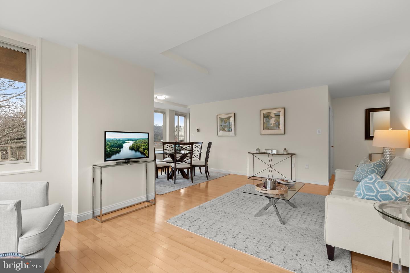 4000 TUNLAW RD NW #1007, WASHINGTON, District Of Columbia 20007, 2 Bedrooms Bedrooms, ,2 BathroomsBathrooms,Residential,For sale,4000 TUNLAW RD NW #1007,DCDC2248492 MLS # DCDC2248492