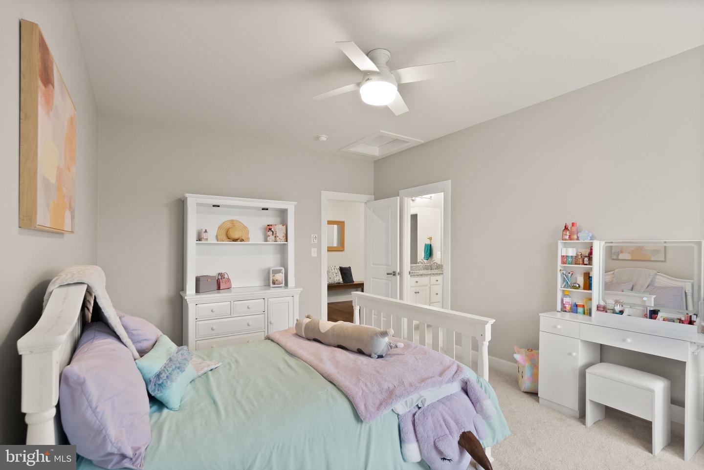 41123 HICKORY HEDGE PL, ALDIE, Virginia 20105, 5 Bedrooms Bedrooms, ,4 BathroomsBathrooms,Residential,For sale,41123 HICKORY HEDGE PL,VALO2117218 MLS # VALO2117218