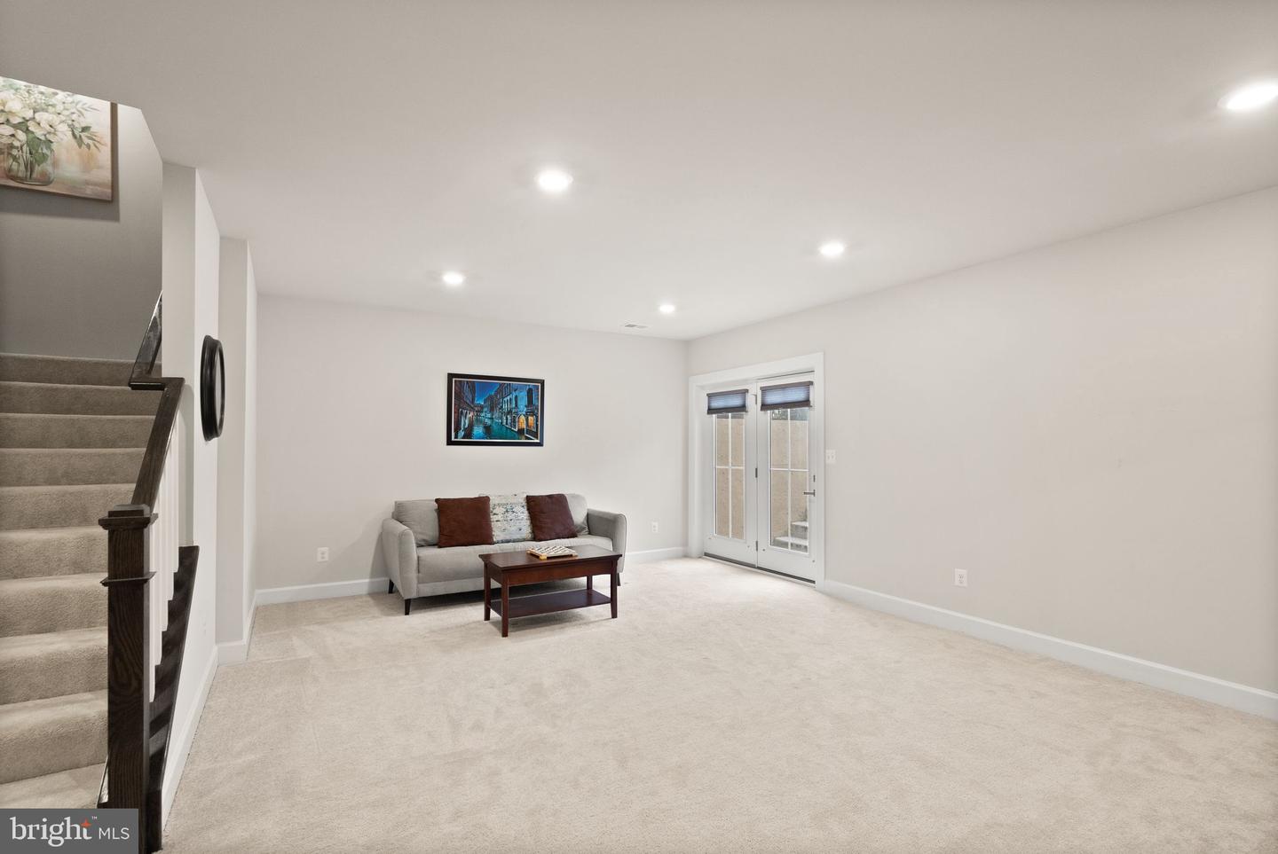 41123 HICKORY HEDGE PL, ALDIE, Virginia 20105, 5 Bedrooms Bedrooms, ,4 BathroomsBathrooms,Residential,For sale,41123 HICKORY HEDGE PL,VALO2117218 MLS # VALO2117218