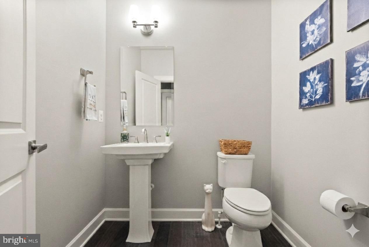 41123 HICKORY HEDGE PL, ALDIE, Virginia 20105, 5 Bedrooms Bedrooms, ,4 BathroomsBathrooms,Residential,For sale,41123 HICKORY HEDGE PL,VALO2117218 MLS # VALO2117218