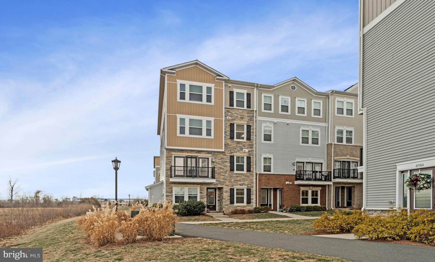 41949 PICKWICK MILL TER, ALDIE, Virginia 20105, 3 Bedrooms Bedrooms, ,2 BathroomsBathrooms,Residential,For sale,41949 PICKWICK MILL TER,VALO2117224 MLS # VALO2117224