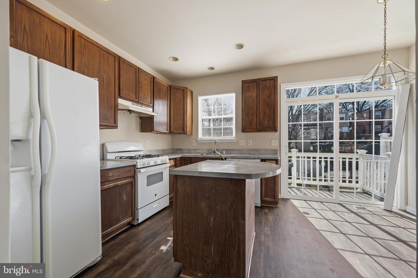 146 SW DANBURY ST SW, WASHINGTON, District Of Columbia 20032, 3 Bedrooms Bedrooms, ,3 BathroomsBathrooms,Residential,For sale,146 SW DANBURY ST SW,DCDC2248600 MLS # DCDC2248600