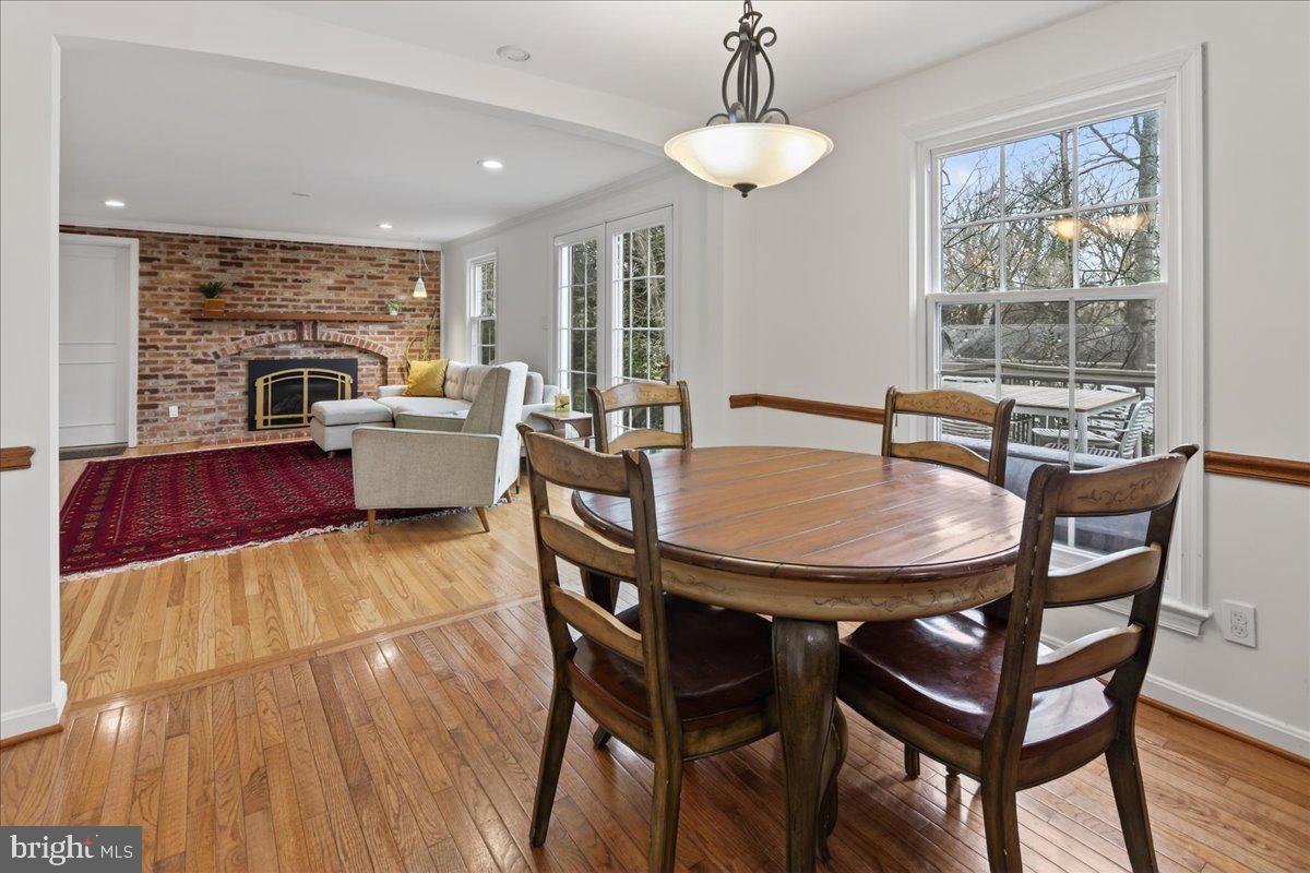 4201 PICKERING PL, ALEXANDRIA, Virginia 22309, 5 Bedrooms Bedrooms, ,2 BathroomsBathrooms,Residential,For sale,4201 PICKERING PL,VAFX2293900 MLS # VAFX2293900