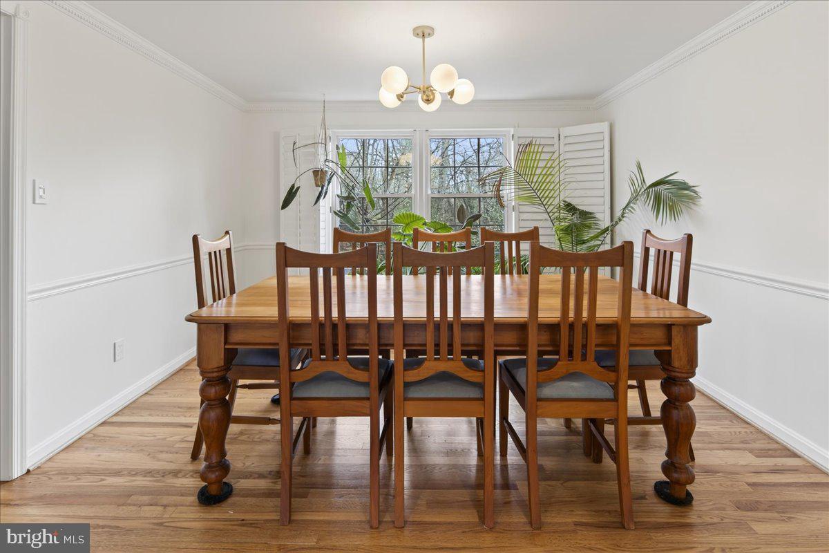 4201 PICKERING PL, ALEXANDRIA, Virginia 22309, 5 Bedrooms Bedrooms, ,2 BathroomsBathrooms,Residential,For sale,4201 PICKERING PL,VAFX2293900 MLS # VAFX2293900