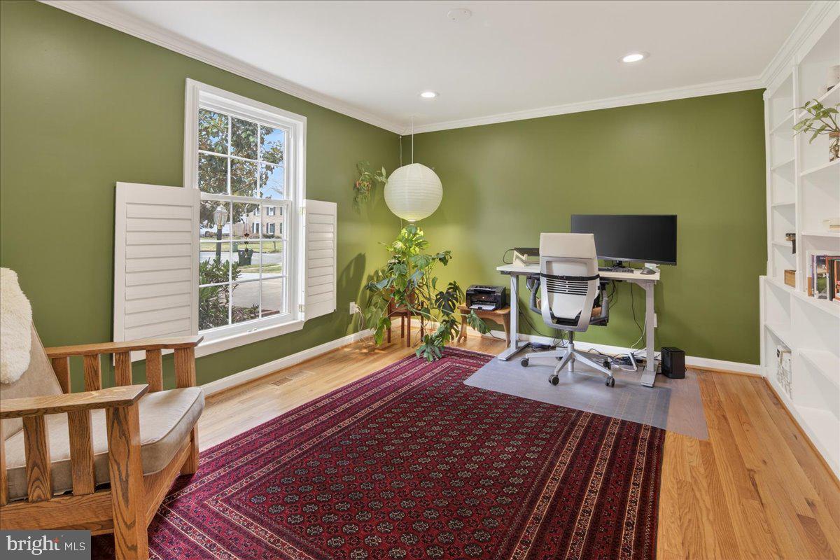 4201 PICKERING PL, ALEXANDRIA, Virginia 22309, 5 Bedrooms Bedrooms, ,2 BathroomsBathrooms,Residential,For sale,4201 PICKERING PL,VAFX2293900 MLS # VAFX2293900