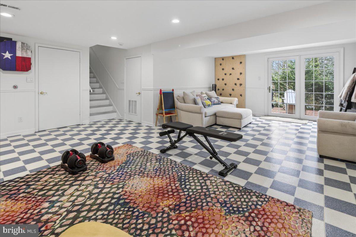 4201 PICKERING PL, ALEXANDRIA, Virginia 22309, 5 Bedrooms Bedrooms, ,2 BathroomsBathrooms,Residential,For sale,4201 PICKERING PL,VAFX2293900 MLS # VAFX2293900