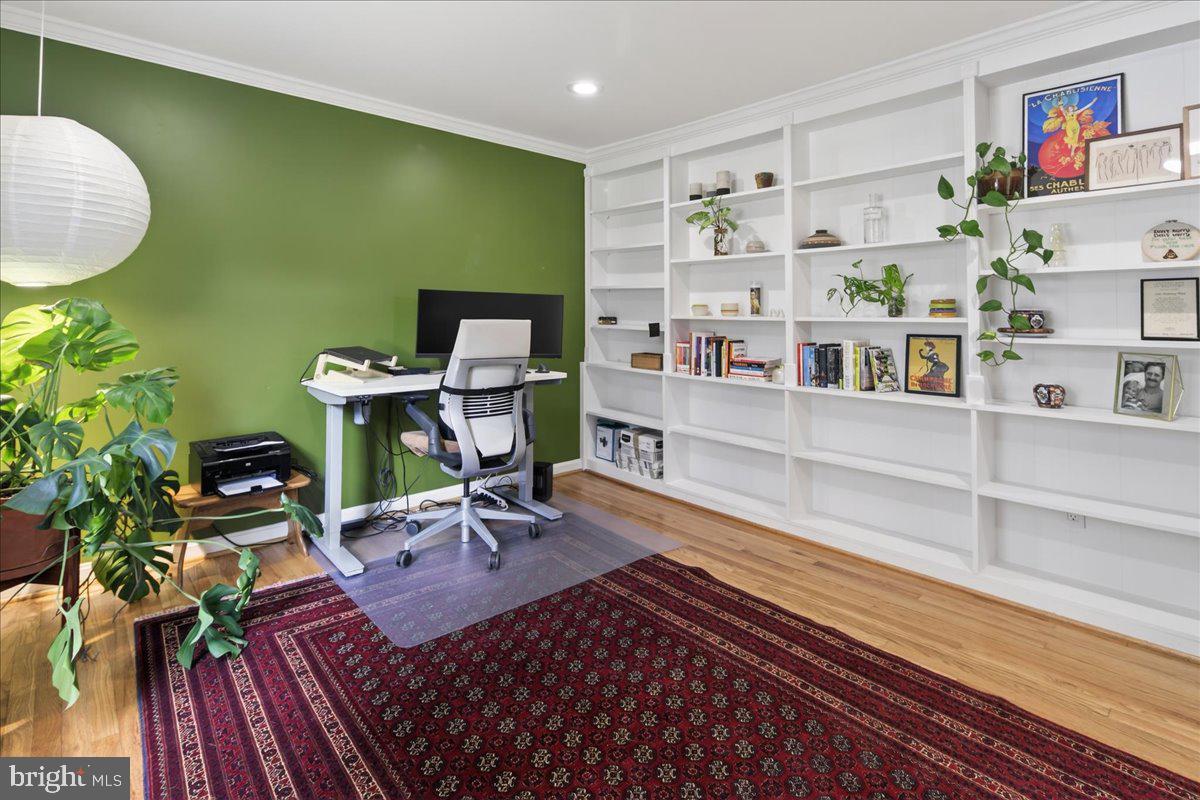 4201 PICKERING PL, ALEXANDRIA, Virginia 22309, 5 Bedrooms Bedrooms, ,2 BathroomsBathrooms,Residential,For sale,4201 PICKERING PL,VAFX2293900 MLS # VAFX2293900