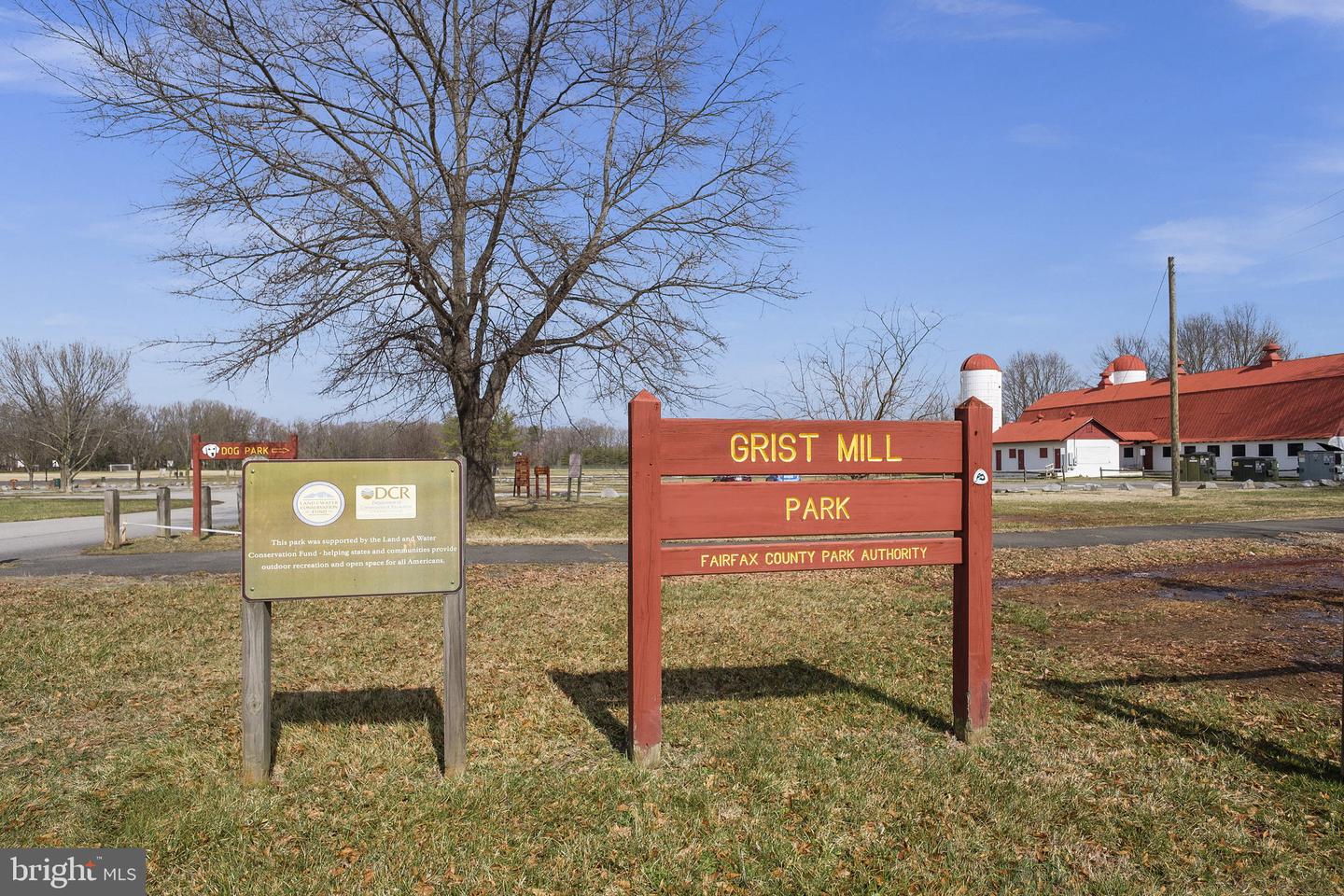 4201 PICKERING PL, ALEXANDRIA, Virginia 22309, 5 Bedrooms Bedrooms, ,2 BathroomsBathrooms,Residential,For sale,4201 PICKERING PL,VAFX2293900 MLS # VAFX2293900