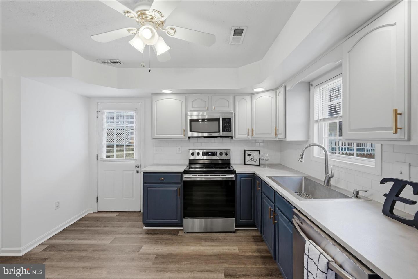 322 ALSBERRY ST, STRASBURG, Virginia 22657, 3 Bedrooms Bedrooms, ,2 BathroomsBathrooms,Residential,For sale,322 ALSBERRY ST,VASH2013722 MLS # VASH2013722