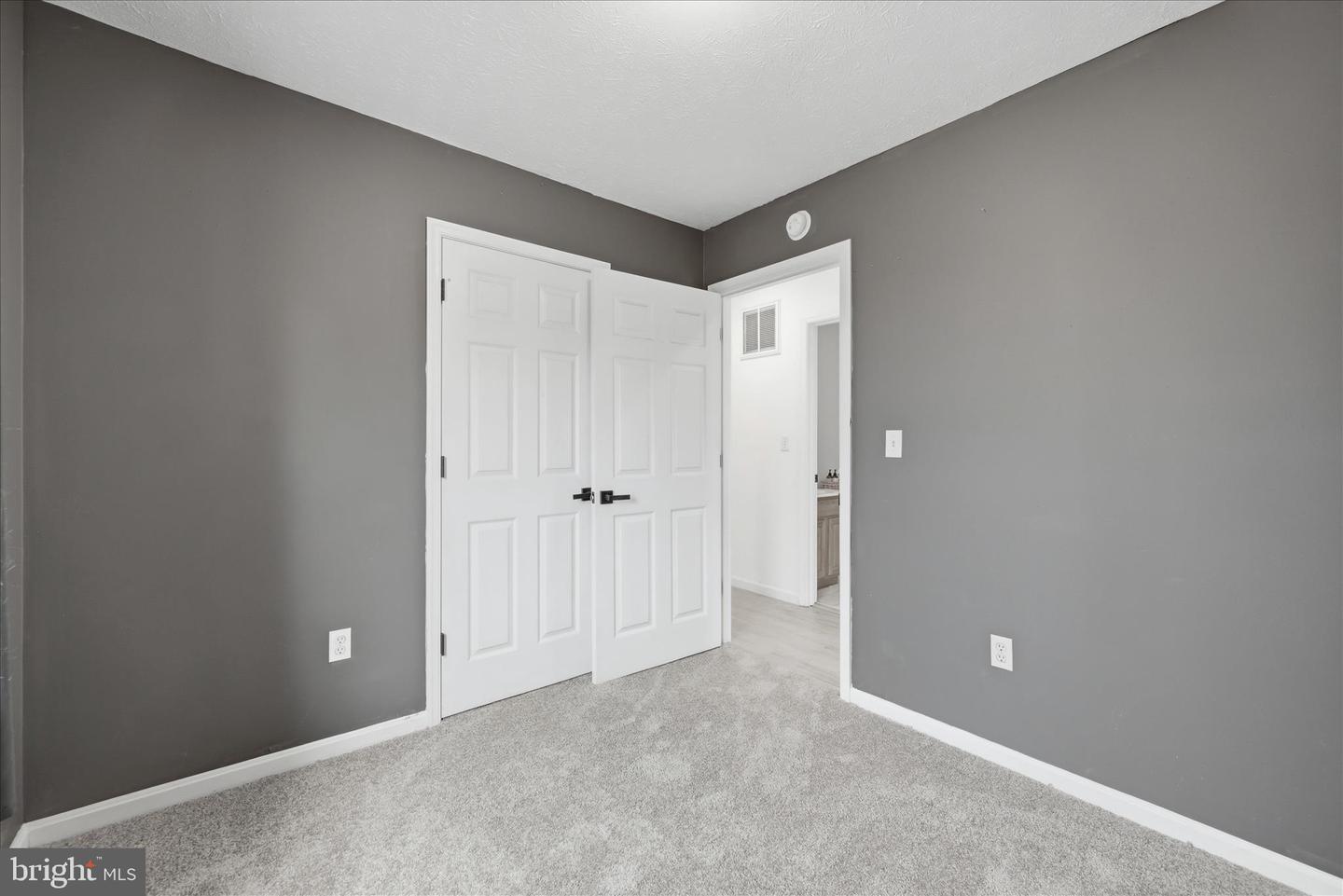 322 ALSBERRY ST, STRASBURG, Virginia 22657, 3 Bedrooms Bedrooms, ,2 BathroomsBathrooms,Residential,For sale,322 ALSBERRY ST,VASH2013722 MLS # VASH2013722