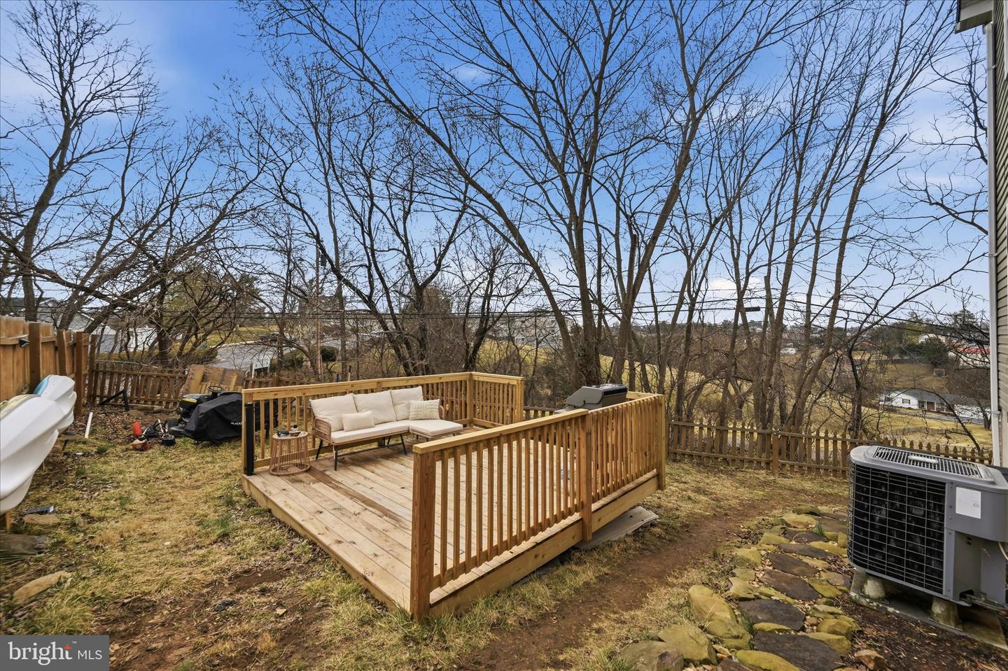 322 ALSBERRY ST, STRASBURG, Virginia 22657, 3 Bedrooms Bedrooms, ,2 BathroomsBathrooms,Residential,For sale,322 ALSBERRY ST,VASH2013722 MLS # VASH2013722