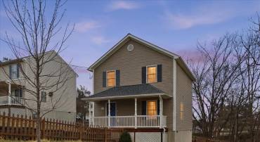 322 ALSBERRY ST, STRASBURG, Virginia 22657, 3 Bedrooms Bedrooms, ,2 BathroomsBathrooms,Residential,For sale,322 ALSBERRY ST,VASH2013722 MLS # VASH2013722