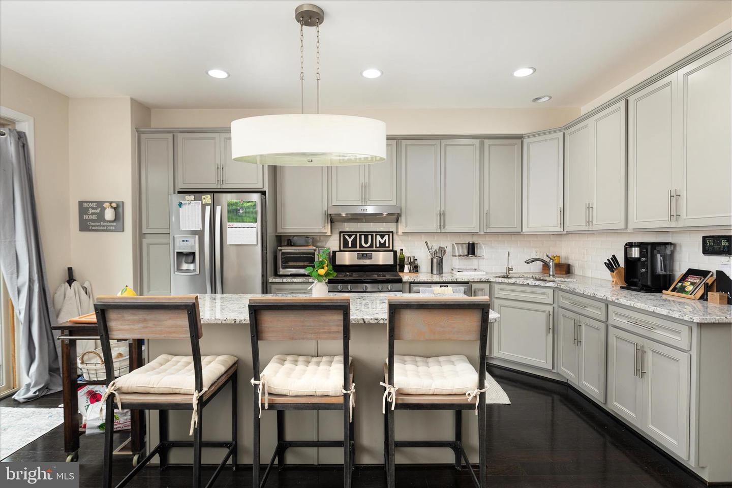 15995 MARSH PL, HAYMARKET, Virginia 20169, 3 Bedrooms Bedrooms, ,4 BathroomsBathrooms,Residential,For sale,15995 MARSH PL,VAPW2113706 MLS # VAPW2113706