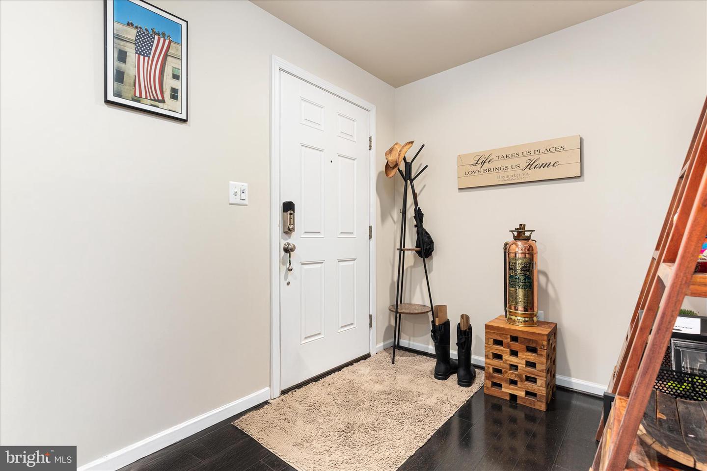 15995 MARSH PL, HAYMARKET, Virginia 20169, 3 Bedrooms Bedrooms, ,4 BathroomsBathrooms,Residential,For sale,15995 MARSH PL,VAPW2113706 MLS # VAPW2113706