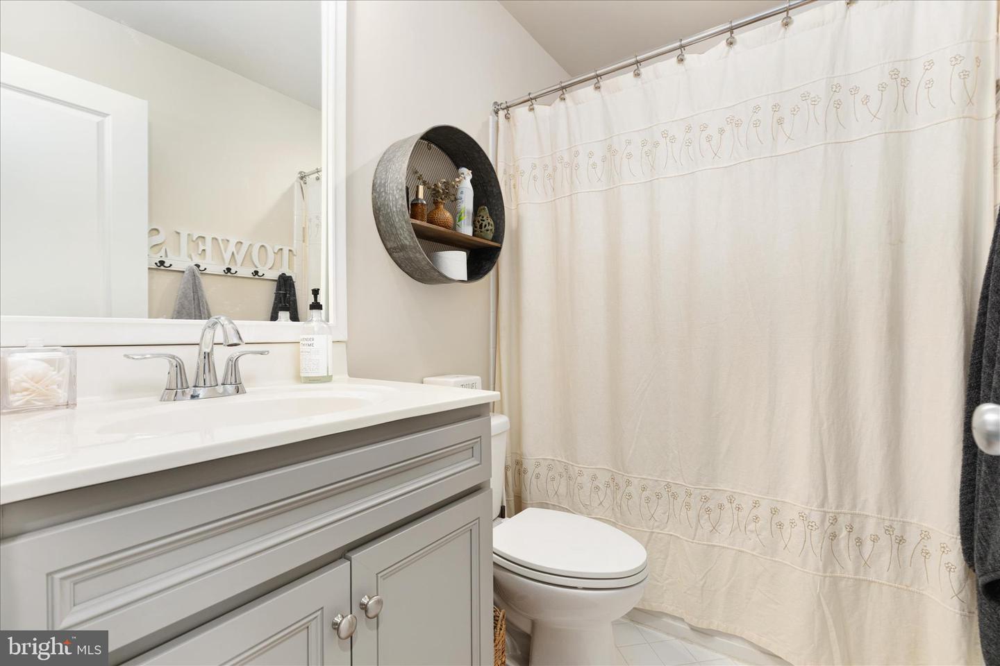 15995 MARSH PL, HAYMARKET, Virginia 20169, 3 Bedrooms Bedrooms, ,4 BathroomsBathrooms,Residential,For sale,15995 MARSH PL,VAPW2113706 MLS # VAPW2113706