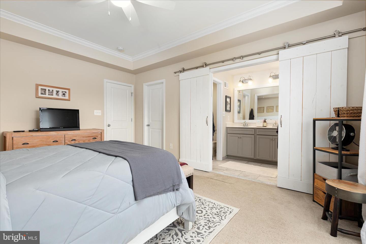 15995 MARSH PL, HAYMARKET, Virginia 20169, 3 Bedrooms Bedrooms, ,4 BathroomsBathrooms,Residential,For sale,15995 MARSH PL,VAPW2113706 MLS # VAPW2113706