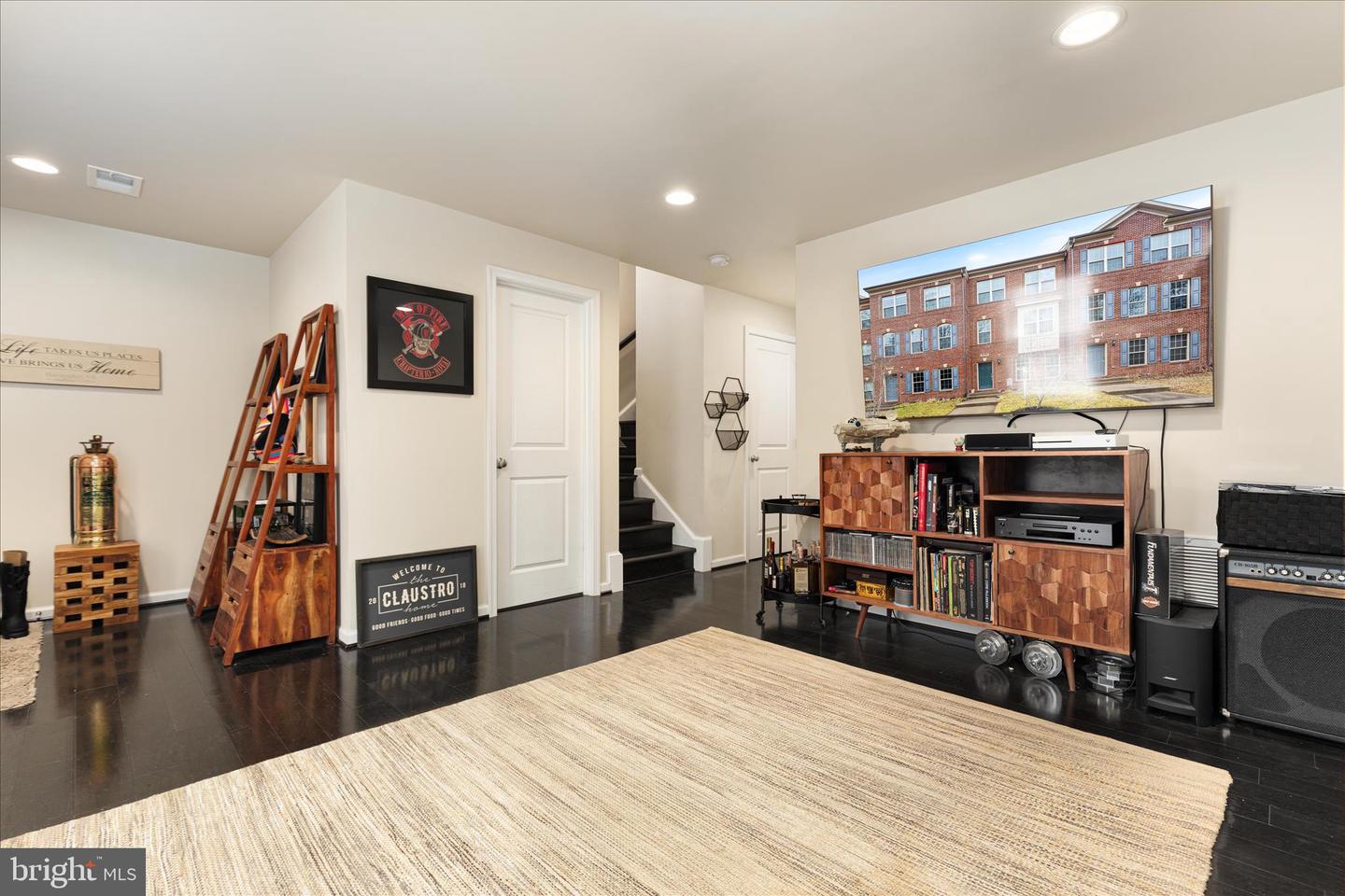 15995 MARSH PL, HAYMARKET, Virginia 20169, 3 Bedrooms Bedrooms, ,4 BathroomsBathrooms,Residential,For sale,15995 MARSH PL,VAPW2113706 MLS # VAPW2113706