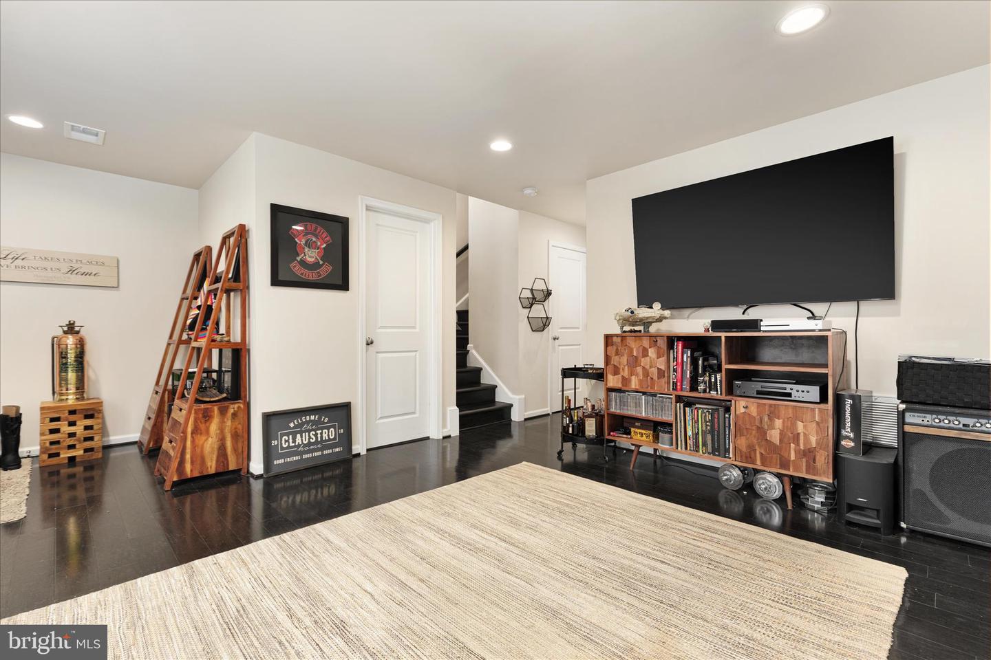 15995 MARSH PL, HAYMARKET, Virginia 20169, 3 Bedrooms Bedrooms, ,4 BathroomsBathrooms,Residential,For sale,15995 MARSH PL,VAPW2113706 MLS # VAPW2113706