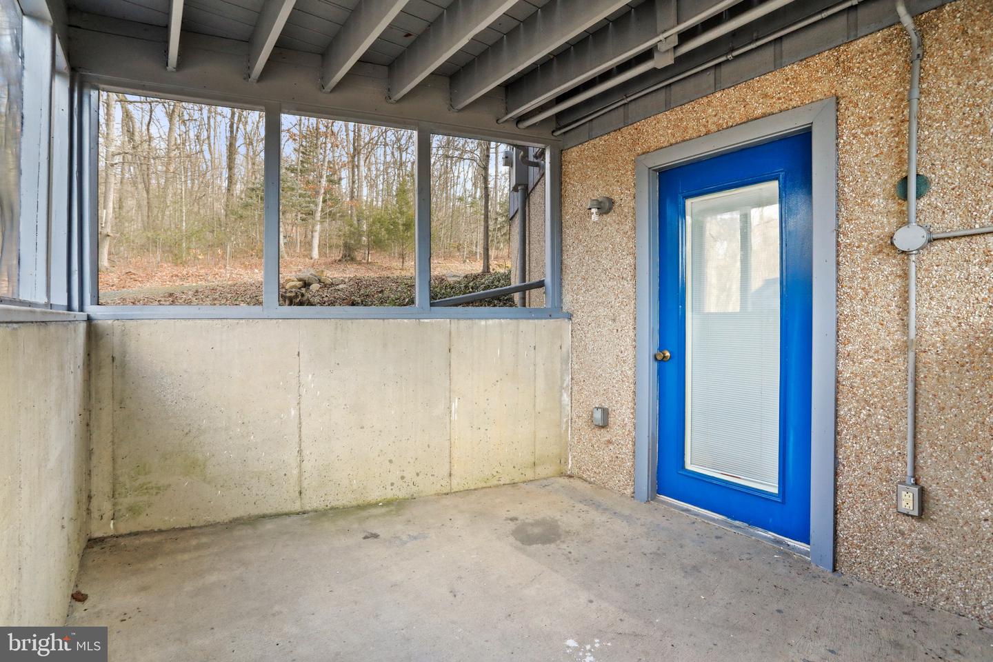 308 BRUSH LEAF LN, MOUNT JACKSON, Virginia 22842, 2 Bedrooms Bedrooms, 13 Rooms Rooms,2 BathroomsBathrooms,Residential,For sale,308 BRUSH LEAF LN,VASH2013728 MLS # VASH2013728