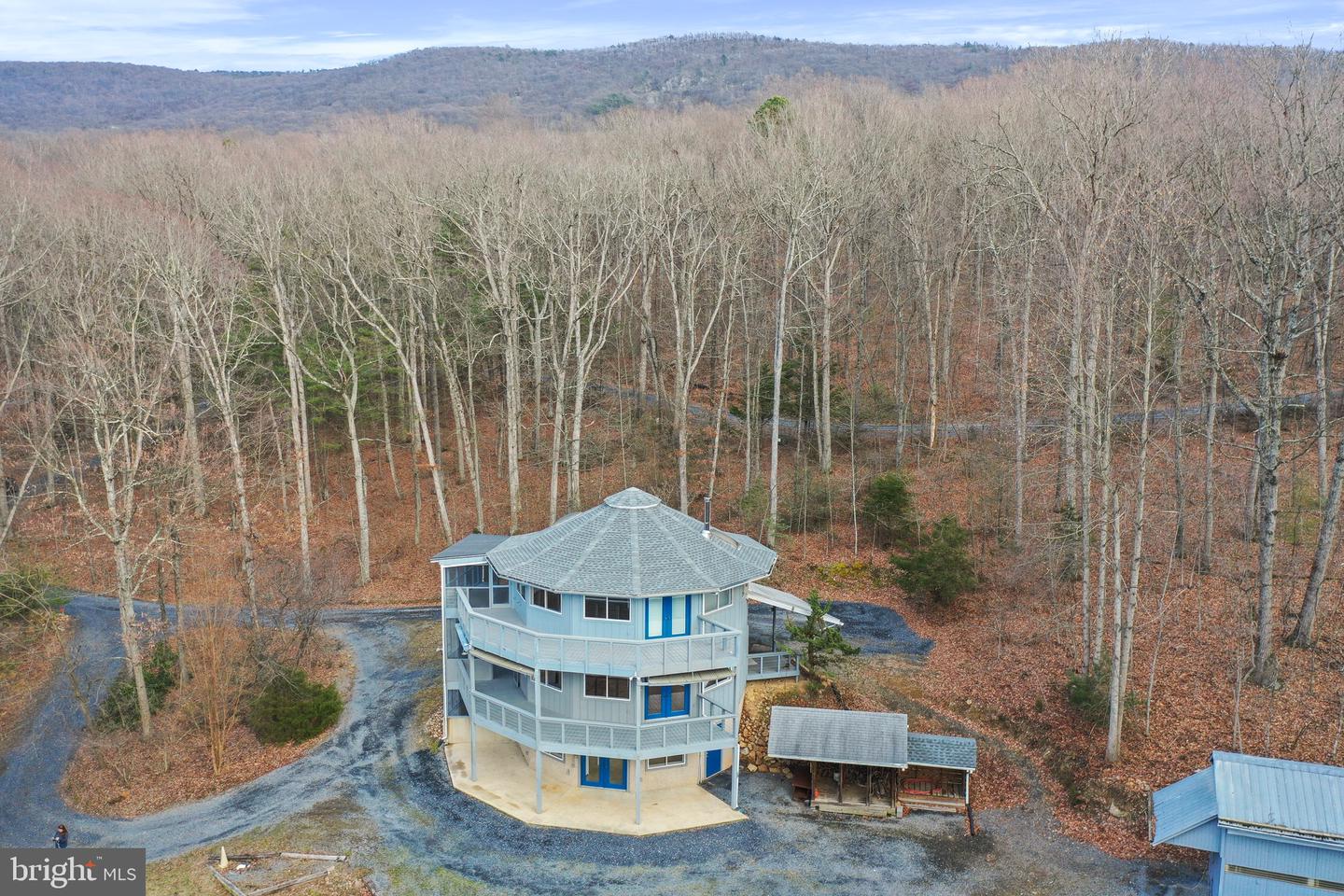 308 BRUSH LEAF LN, MOUNT JACKSON, Virginia 22842, 2 Bedrooms Bedrooms, 13 Rooms Rooms,2 BathroomsBathrooms,Residential,For sale,308 BRUSH LEAF LN,VASH2013728 MLS # VASH2013728