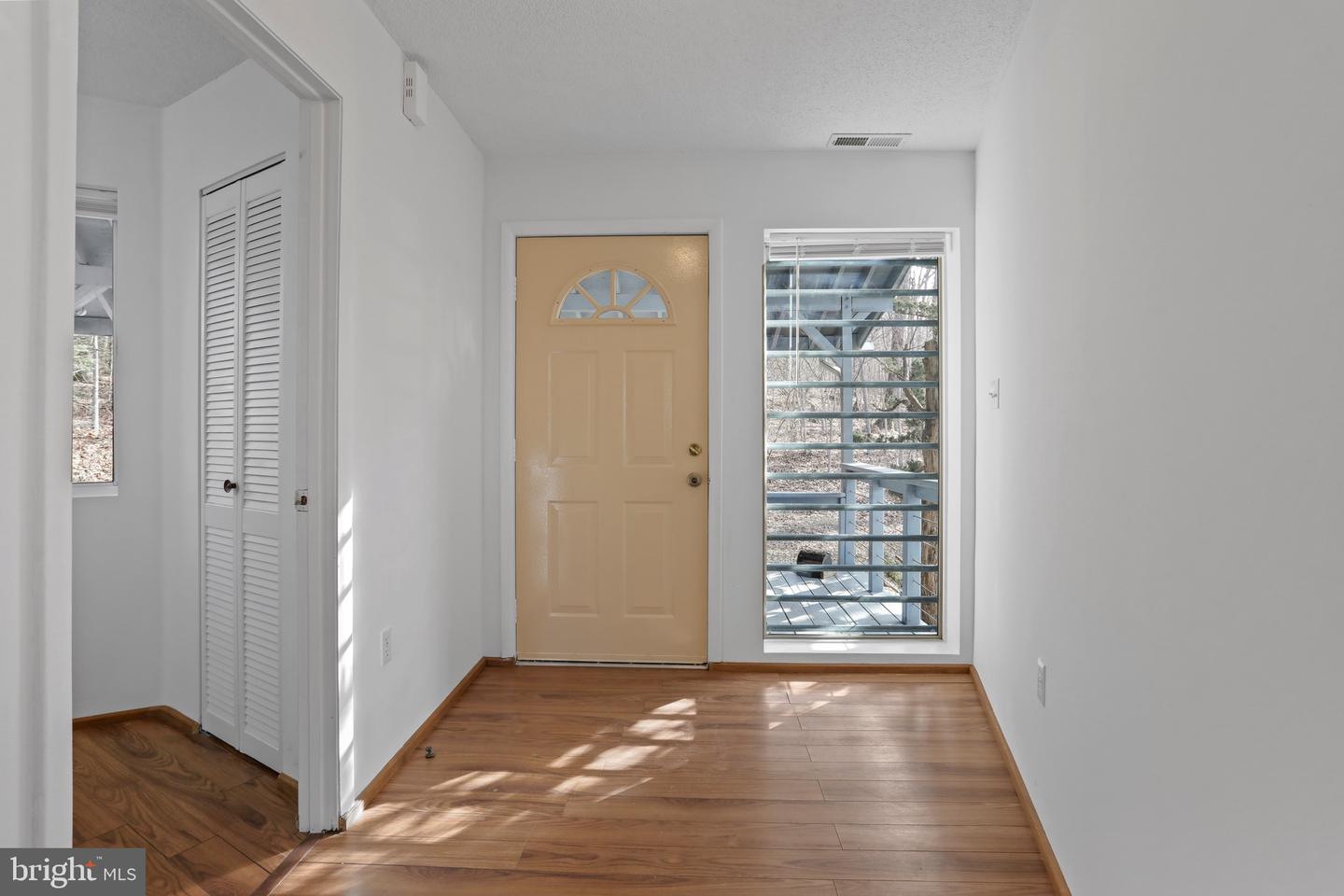 308 BRUSH LEAF LN, MOUNT JACKSON, Virginia 22842, 2 Bedrooms Bedrooms, 13 Rooms Rooms,2 BathroomsBathrooms,Residential,For sale,308 BRUSH LEAF LN,VASH2013728 MLS # VASH2013728