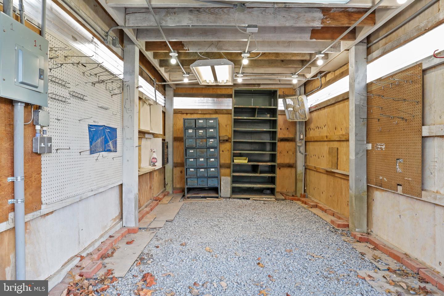 308 BRUSH LEAF LN, MOUNT JACKSON, Virginia 22842, 2 Bedrooms Bedrooms, 13 Rooms Rooms,2 BathroomsBathrooms,Residential,For sale,308 BRUSH LEAF LN,VASH2013728 MLS # VASH2013728