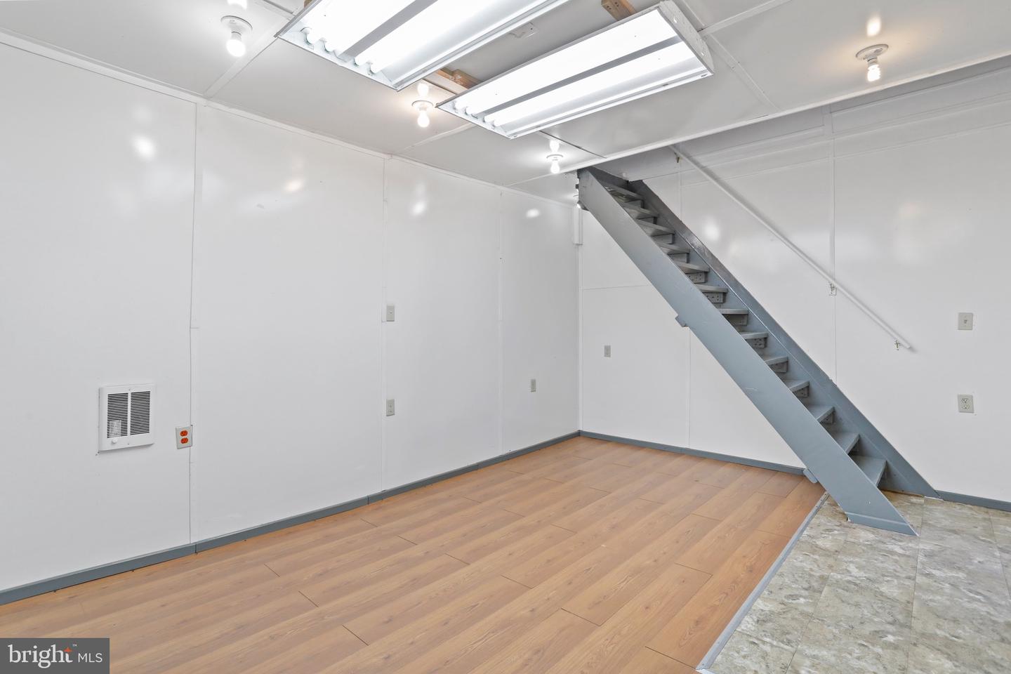 308 BRUSH LEAF LN, MOUNT JACKSON, Virginia 22842, 2 Bedrooms Bedrooms, 13 Rooms Rooms,2 BathroomsBathrooms,Residential,For sale,308 BRUSH LEAF LN,VASH2013728 MLS # VASH2013728