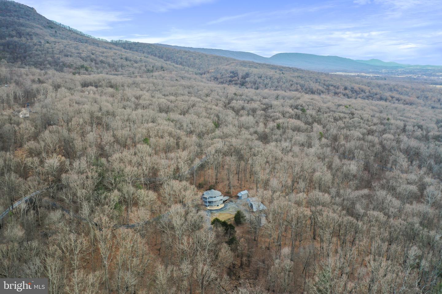 308 BRUSH LEAF LN, MOUNT JACKSON, Virginia 22842, 2 Bedrooms Bedrooms, 13 Rooms Rooms,2 BathroomsBathrooms,Residential,For sale,308 BRUSH LEAF LN,VASH2013728 MLS # VASH2013728