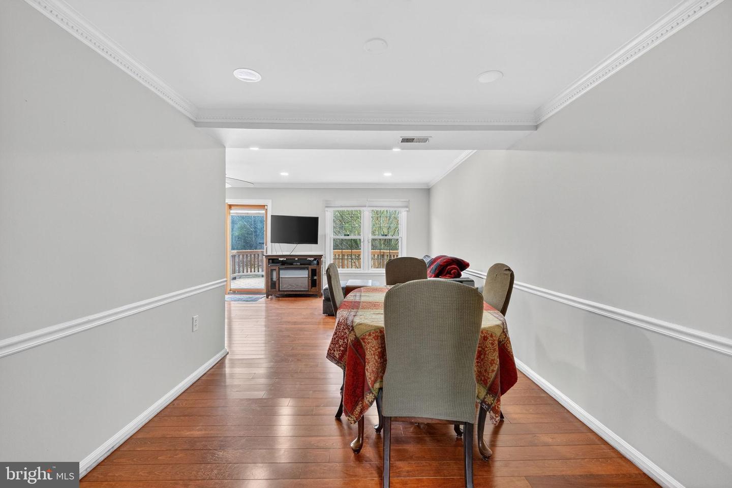 4309 GYPSY CT, ALEXANDRIA, Virginia 22310, 3 Bedrooms Bedrooms, 7 Rooms Rooms,2 BathroomsBathrooms,Residential,For sale,4309 GYPSY CT,VAFX2294010 MLS # VAFX2294010