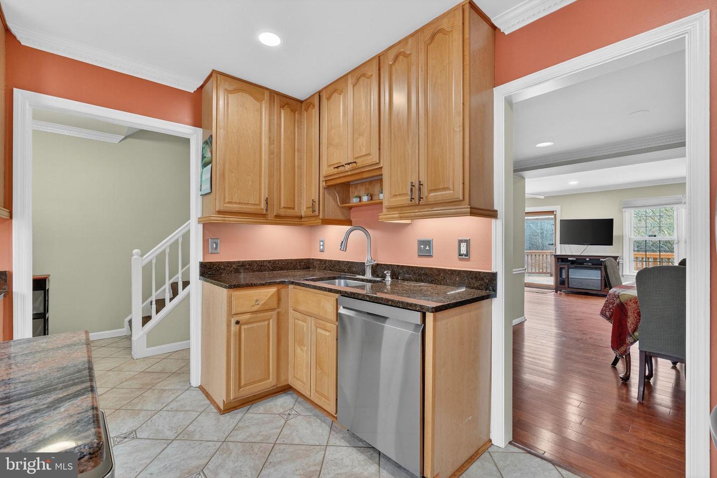 4309 GYPSY CT, ALEXANDRIA, Virginia 22310, 3 Bedrooms Bedrooms, 7 Rooms Rooms,2 BathroomsBathrooms,Residential,For sale,4309 GYPSY CT,VAFX2294010 MLS # VAFX2294010