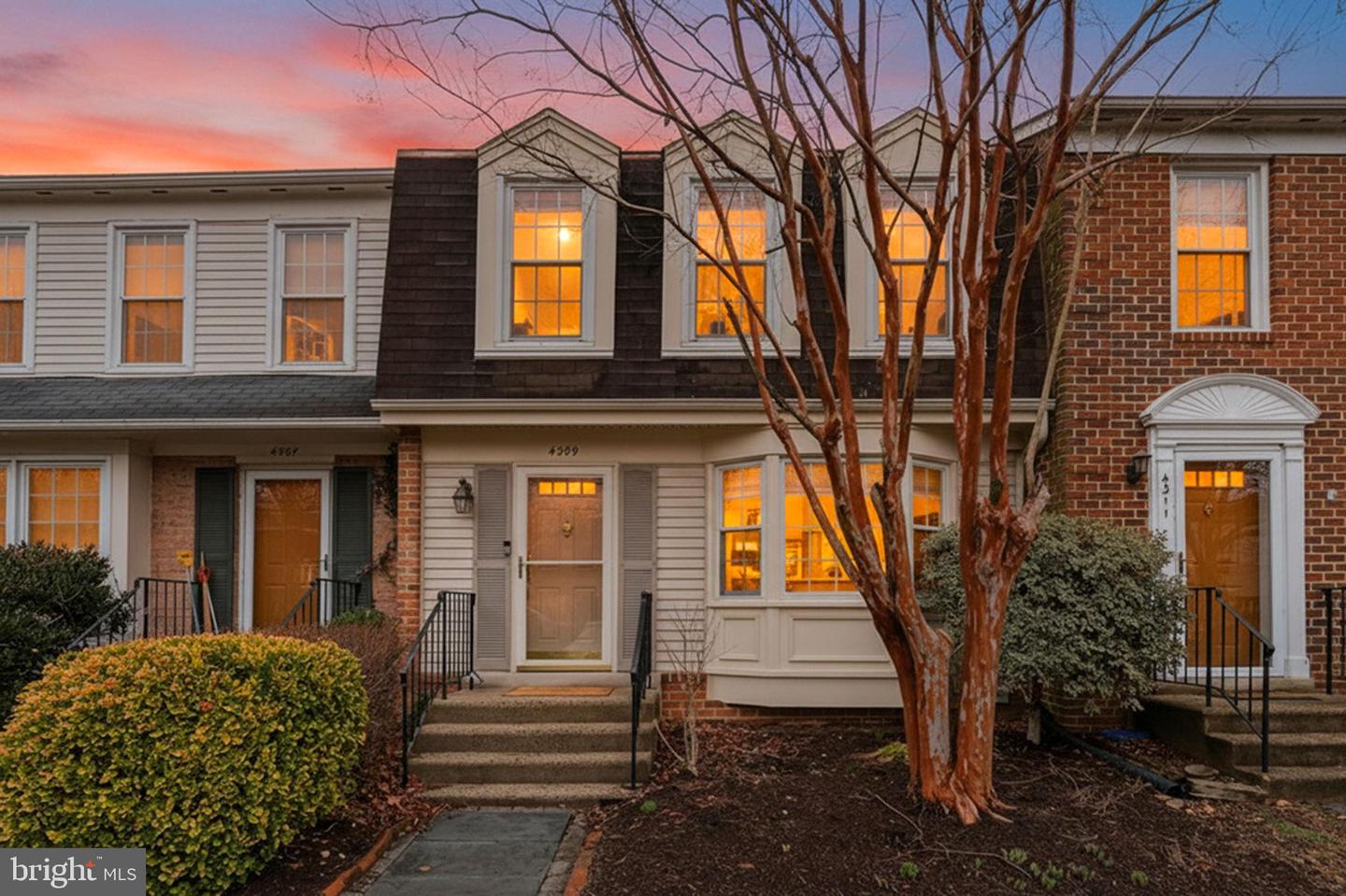 4309 GYPSY CT, ALEXANDRIA, Virginia 22310, 3 Bedrooms Bedrooms, 7 Rooms Rooms,2 BathroomsBathrooms,Residential,For sale,4309 GYPSY CT,VAFX2294010 MLS # VAFX2294010