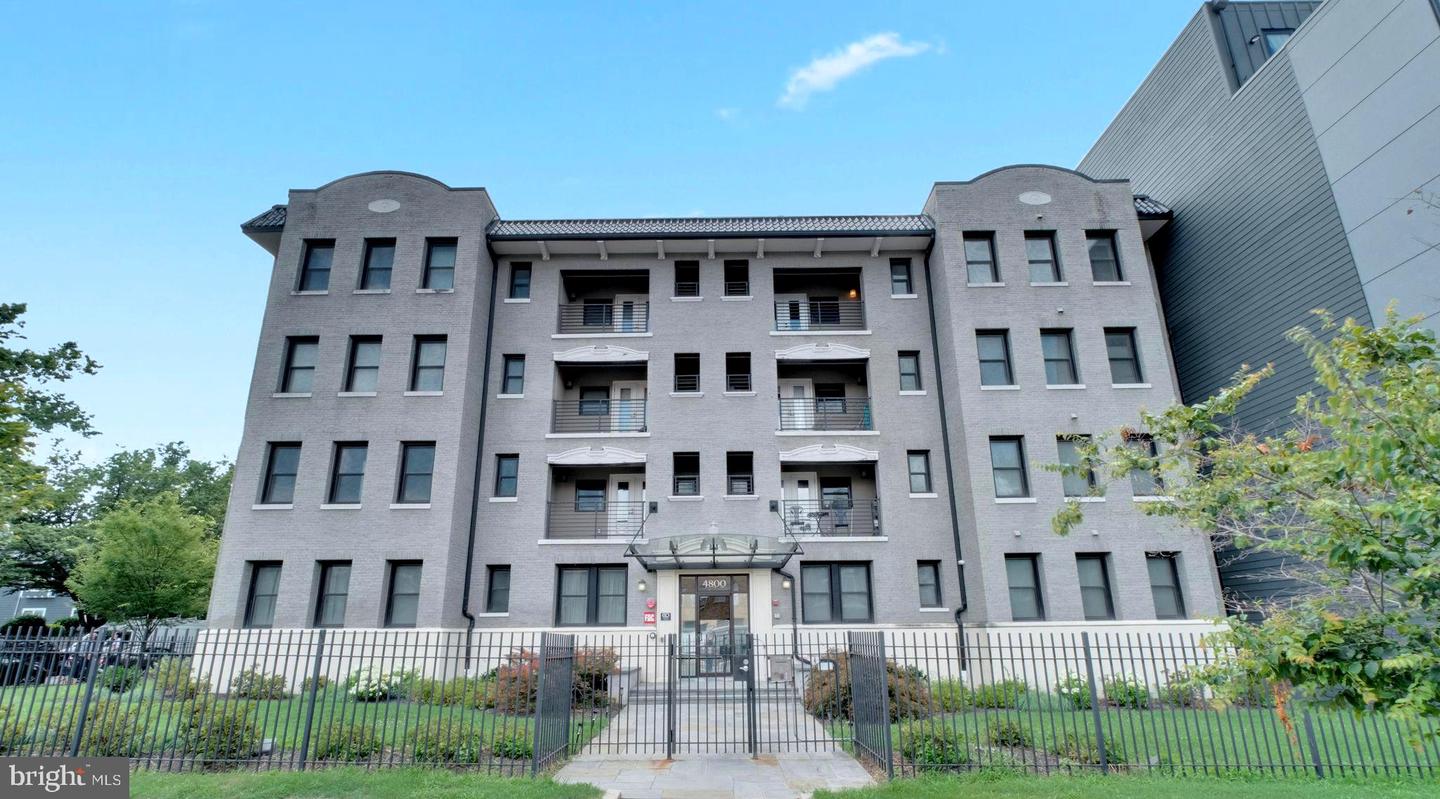4800 GEORGIA AVE NW #404, WASHINGTON, District Of Columbia 20011, 1 Bedroom Bedrooms, ,1 BathroomBathrooms,Residential,For sale,4800 GEORGIA AVE NW #404,DCDC2248956 MLS # DCDC2248956